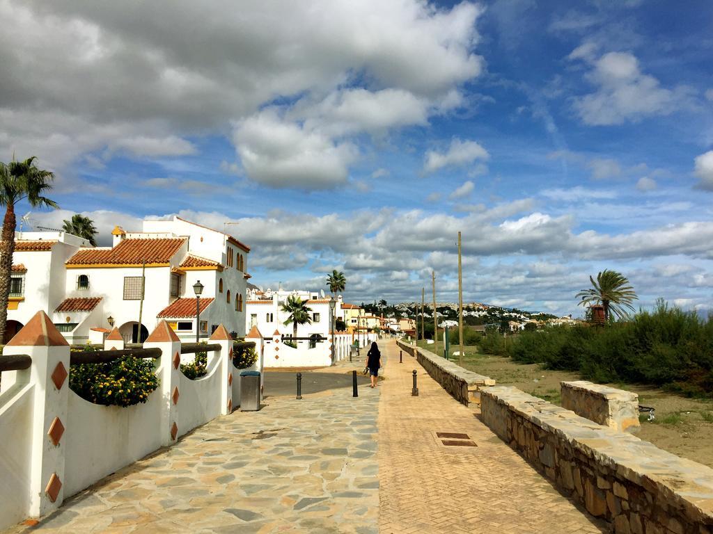 Bahia De Casares Apartment Estepona Cameră foto